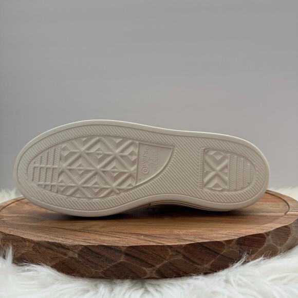 Converse CTAS Cruise HI Sneakers Shoes Size M 7 W 8.5 Chunky Platform A04688C - Picture 7 of 9